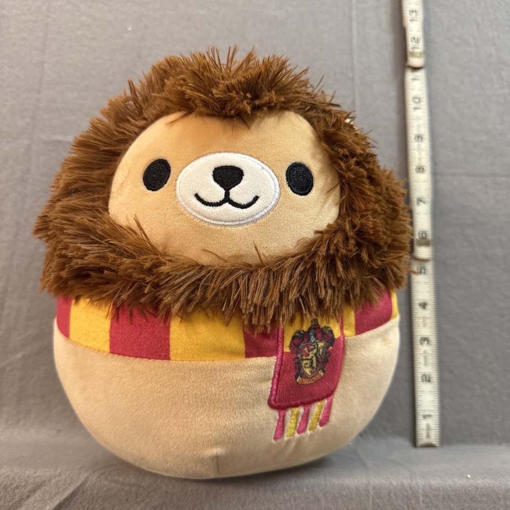 2023 Squishmallows Harry Potter GRYFFINDOR LION 10" Scarf Plush Hogwarts House